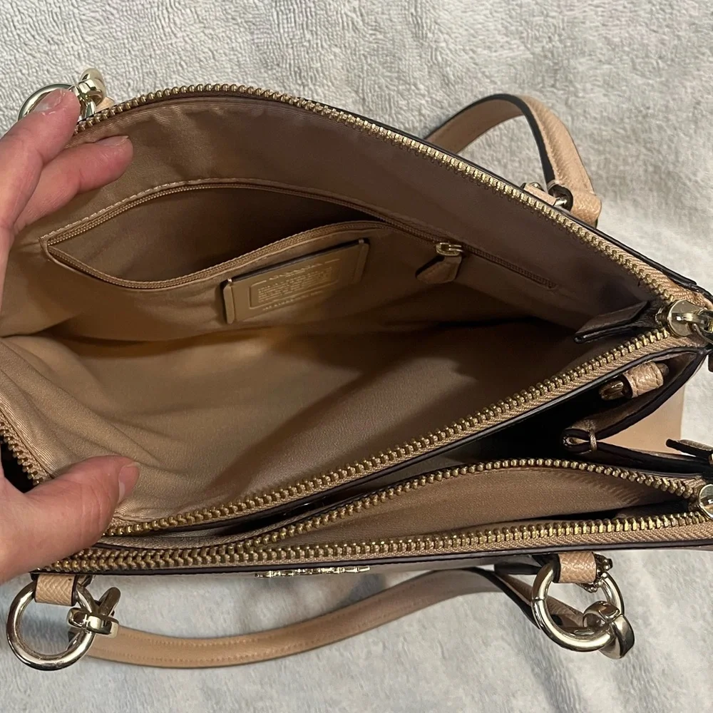 Coach peach/nude Christie - Picture 8 of 14